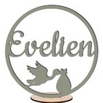 Naamcirkel in hout ooievaar kleur is een optie