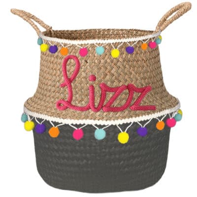 pompon mand met naam antraciet