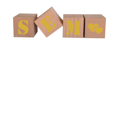 Natuurlijk houten blokken met naam goud